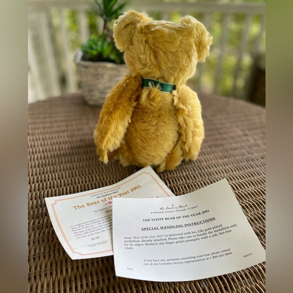 Steiff Golden Teddy Bear - Picture 3 of 8